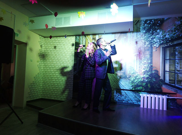 ya zhivu provozhaya gody8